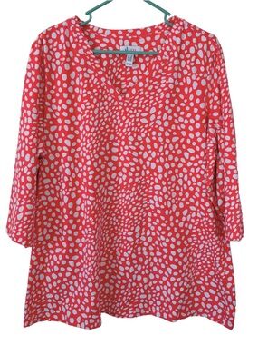 3/$20 D & Co Deep Pink and White V-Neck 3/4 Sleeve Shirt